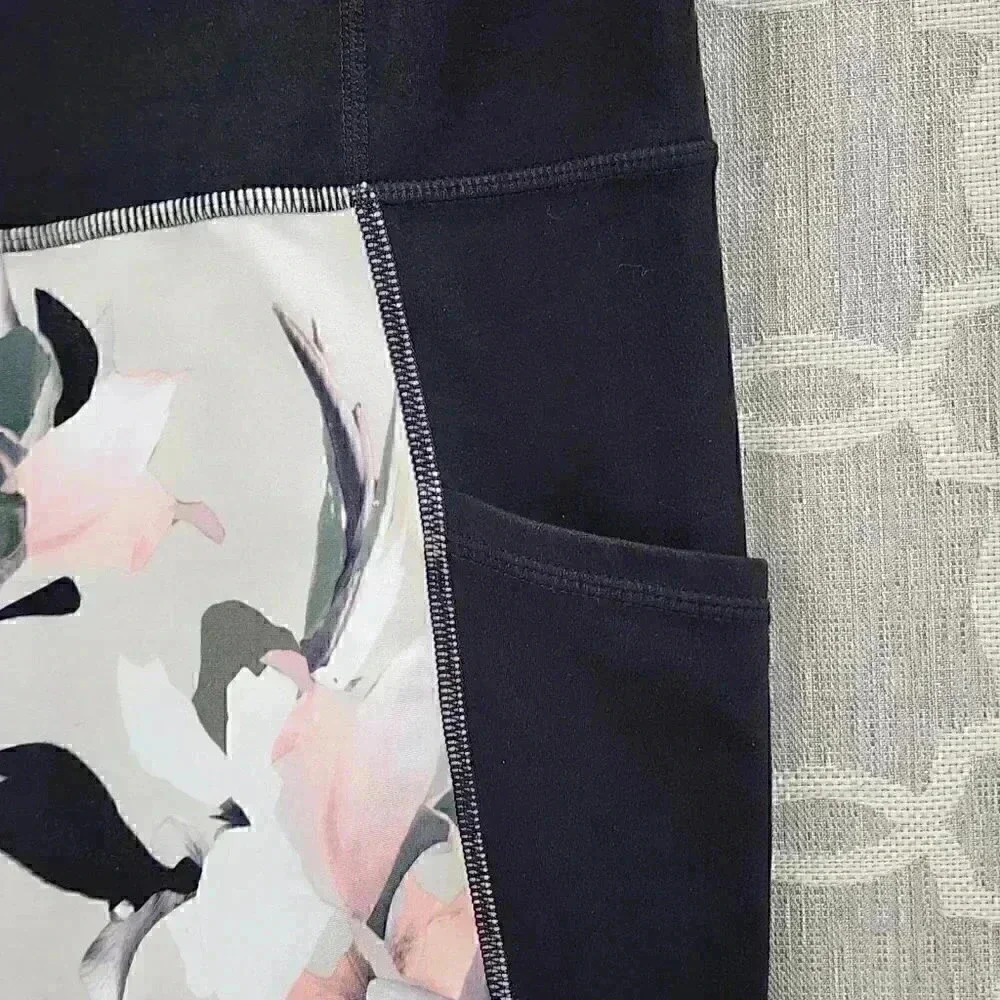 Athleta Floral Mesh Black Cropped Leggins Women's S - Picture 4 of 10